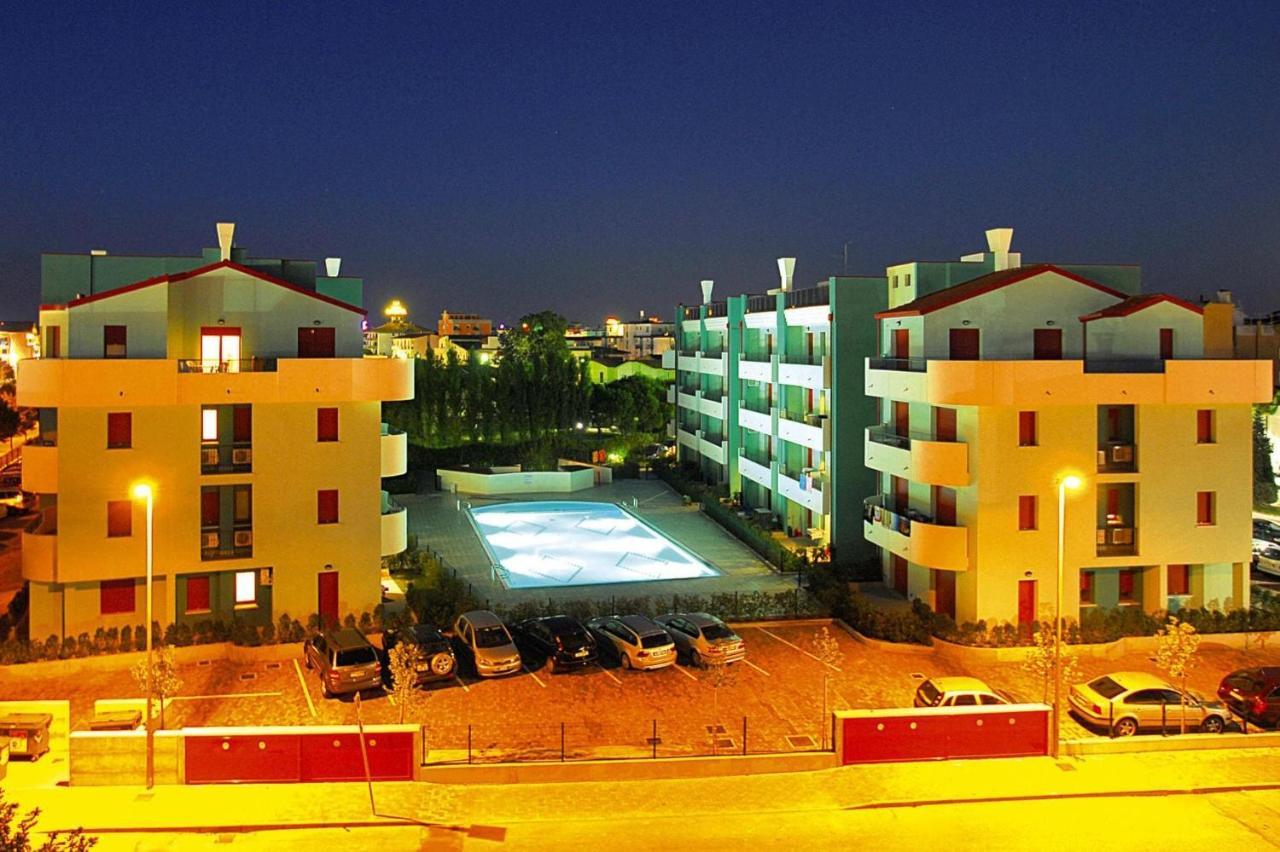 Apartment In Caorle With Heating Экстерьер фото