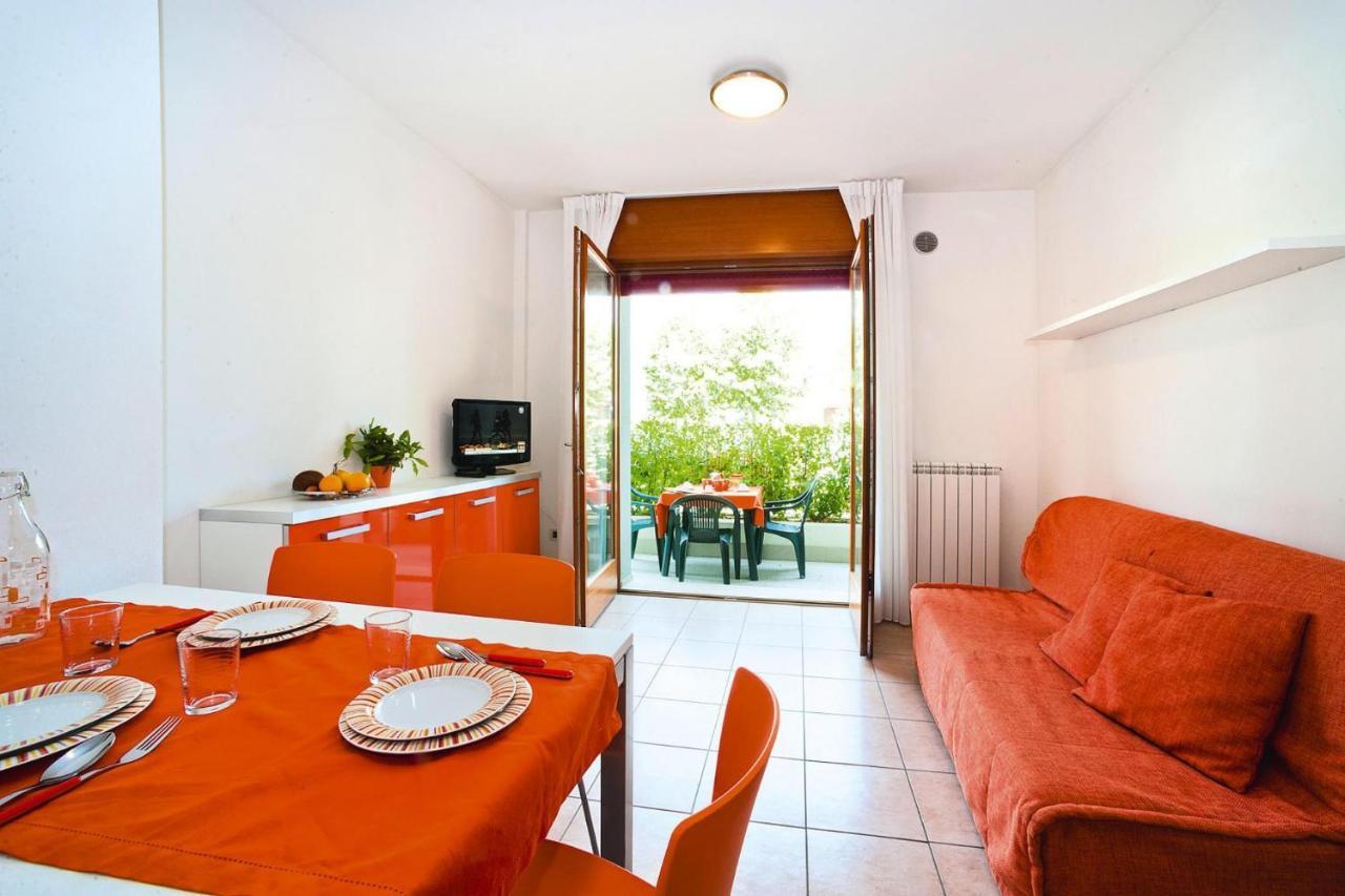 Apartment In Caorle With Heating Экстерьер фото